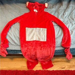 Teletubby Po costume.